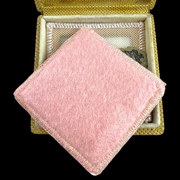 1940'S Vintage Dorette Gold Snakeskin Powder Compact Original Tags, Puff & Box - Picture 3 of 16